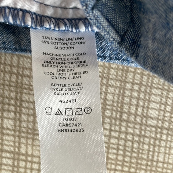 LOFT Chambray Short | Denim Blue | Size 0 - Picture 5 of 8